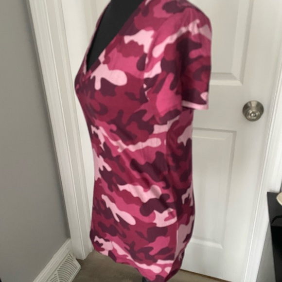 Gap tee - Picture 2 of 5